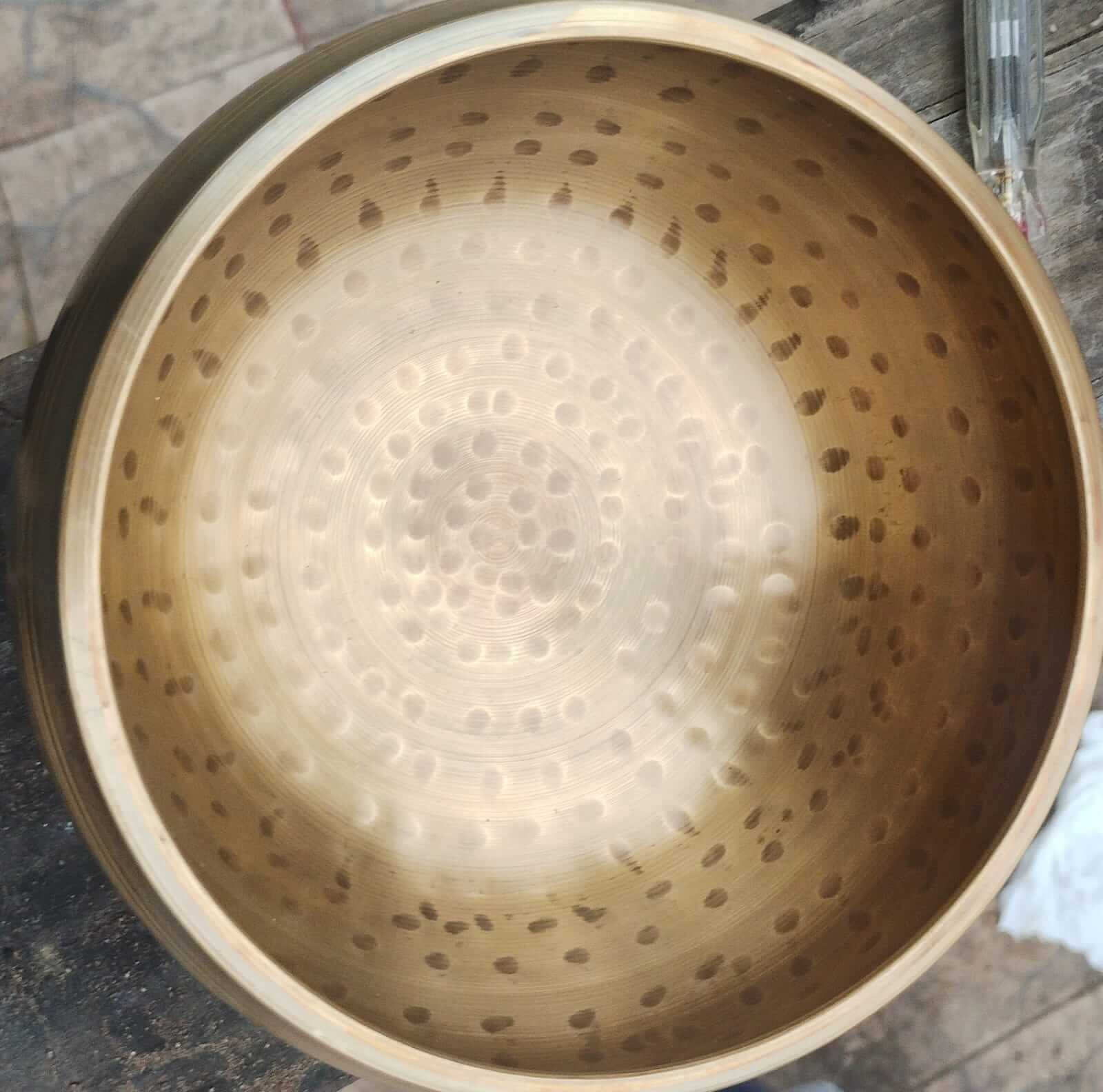 Cuenco Tibetano Martillado - 15 cm imagen 5